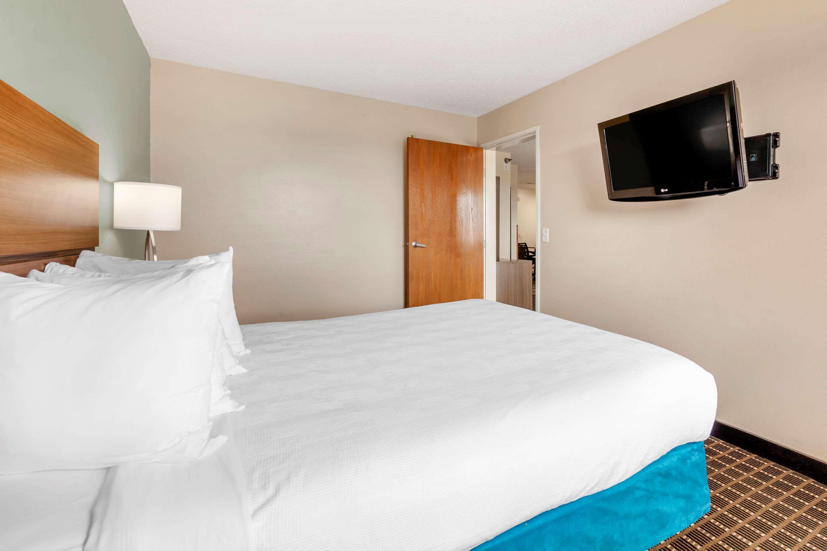 Mainstay At Hwy 20 Hotel 3*
