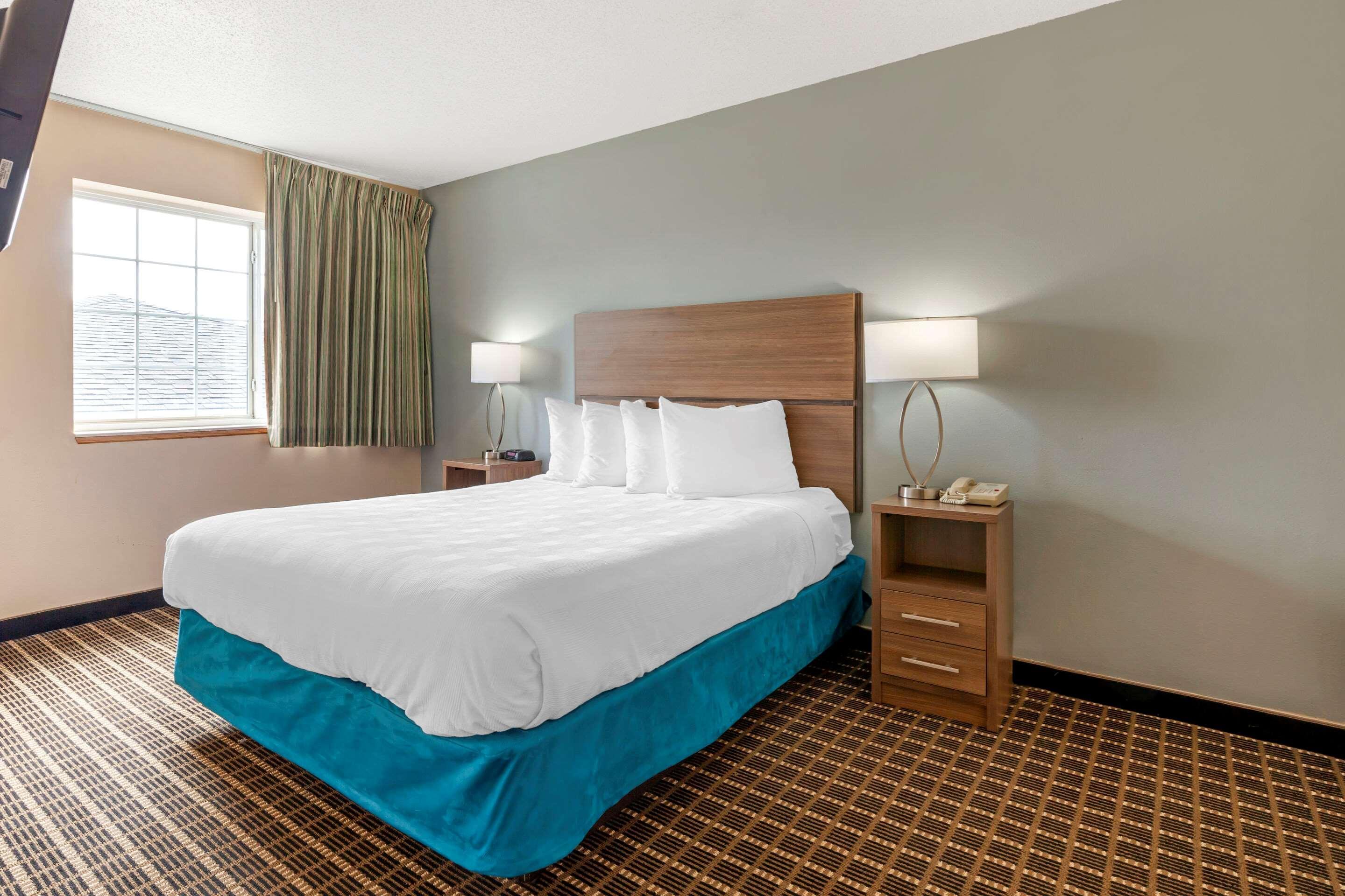 Hotel Mainstay At Hwy 20